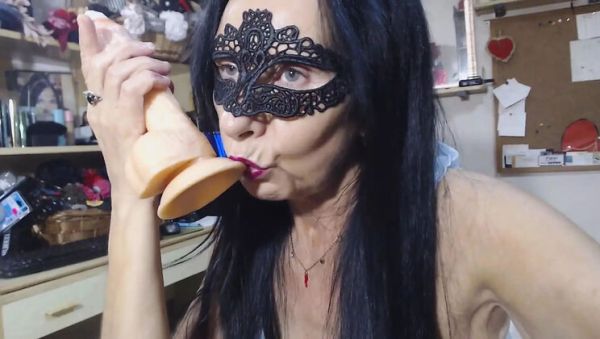 Brunette MILF in Stockings Fucks Herself with Dildo - Amateur Italian Solo - xxxfiles.com - Italy on systemporn.com