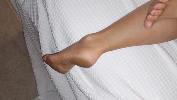 Amateur Blonde Wife Foot Worship & Body Worship in 4K - veryfreeporn.com - Germany on systemporn.com