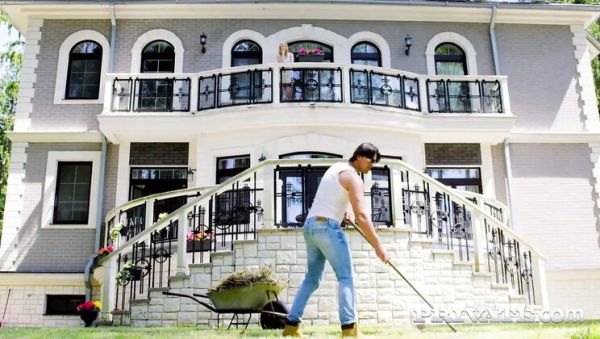 Anny Aurora Just Turned 18 Birthday Sex with Thomas Crown - Outdoor Public Creampie - porntry.com on systemporn.com