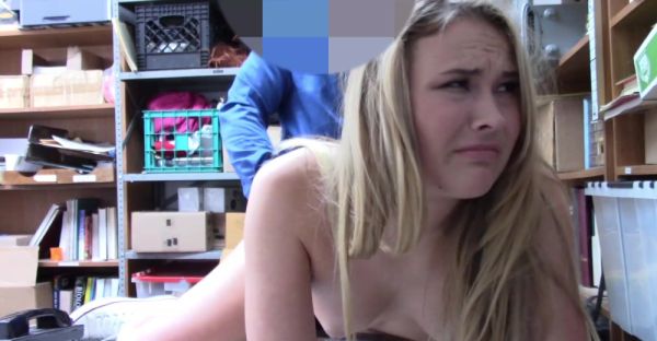 Teen Alyssa sucks massive cop cock in HD - alphaporno.com on systemporn.com