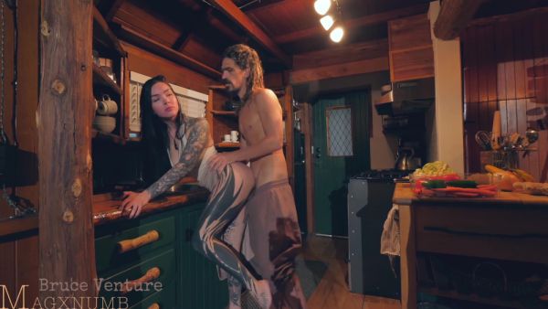 He Distracted Me From Cooking And Fills My Pussy With Mag Numb And Bruce Venture - hclips.com on systemporn.com