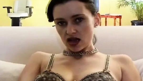 French babe Betty Bell gets nailed hard in her ass and pussy - veryfreeporn.com - France on systemporn.com