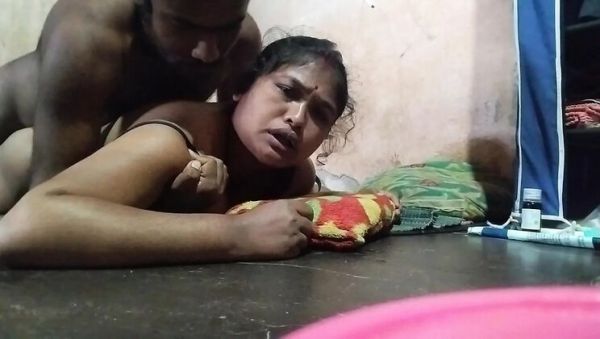 Desi Indian Husband Wife Full HD Sex Video - Hindi Bhabhi Hardcore Anal & Blowjob - veryfreeporn.com - India on systemporn.com