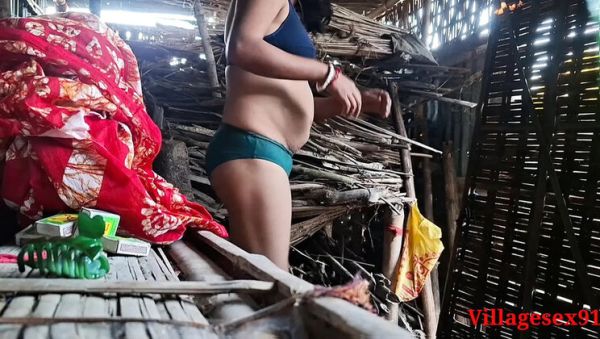 Local Bhabhi Outdoor Fuck - Desi Village Sex with Real Orgasm - xxxfiles.com - India on systemporn.com