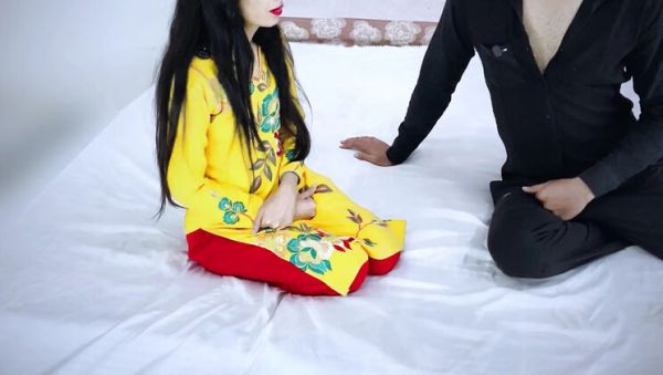 Desi Punjabi Stepmom Fucked Hard By Shopkeeper Doggystyle With Audio - Homemade Sex Video - xxxfiles.com - Pakistan on systemporn.com