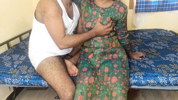 Indian Housewife Pussy Licking - Horny Maid Roleplay with Friend - veryfreeporn.com - India on systemporn.com