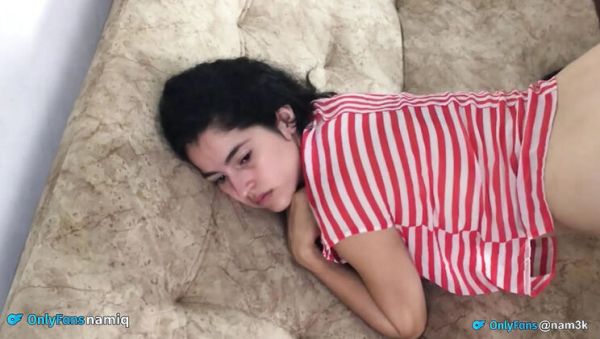 Roxxan's First Time Anal - Amateur Latina Teen Takes Big Cock in Doggy Style - porntry.com - Spain - Colombia on systemporn.com