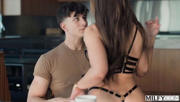 Melissa Stratton Army Wife Blowjob & Facial - MILF Deep Throat and Riding - veryfreeporn.com on systemporn.com