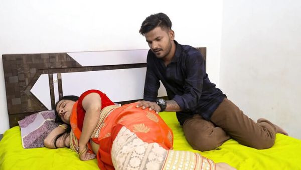 Desi Stepmom Hardcore Anal Fuck with Aaka - Rough Indian Bhabhi Doggy Style - veryfreeporn.com - India on systemporn.com