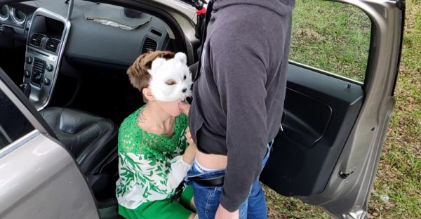 Amateur Emily and David get kinky in a parked car - alphaporno.com on systemporn.com