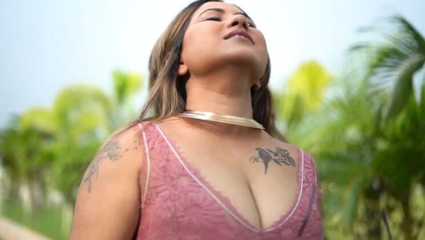 Tina Nandi Blowjob with Boyfriend - Amateur Desi Couple Romantic Sex at Seaside - veryfreeporn.com on systemporn.com