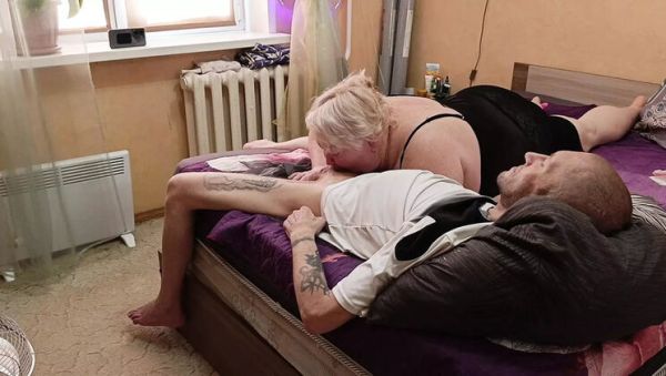 Mature MILF Mother-in-Law Deep Throat Blowjob & Swallows Cum - xxxfiles.com on systemporn.com