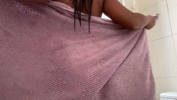 Amateur Latina Alicehot & Brenohot Peek Shower Lingerie Homemade Gostosa - veryfreeporn.com on systemporn.com