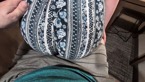 Redhead teen creaming shorts during amateur lapdance close-up - veryfreeporn.com - Usa on systemporn.com