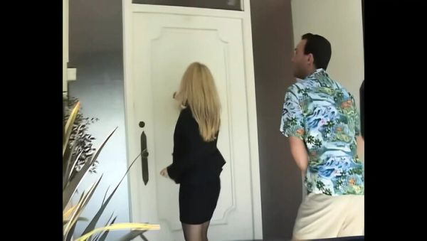 Queen Robin Pachino Rides Dino Bravo's Big Cock Hard - Sensual Blowjob & Cumshot in HD - veryfreeporn.com - Britain on systemporn.com