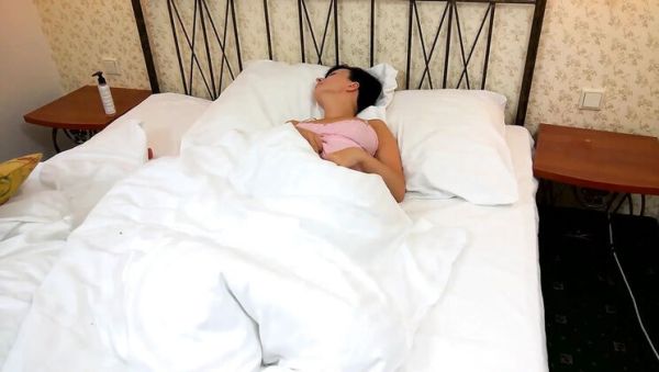 Amateur MILF Wanilianna Gets Spunked and Fucked Hard with a Massive Dildo - veryfreeporn.com - Britain on systemporn.com