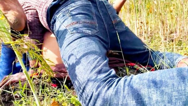 Desi Indian Bhabhi Jungle Love First Time Chudai - Busty Mom Hardcore Sex - veryfreeporn.com - North Korea - India on systemporn.com