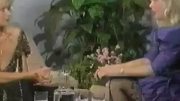 Zeta Ross Electric Blue Sex Show - Big Tits British Vintage Porn - veryfreeporn.com - Britain on systemporn.com