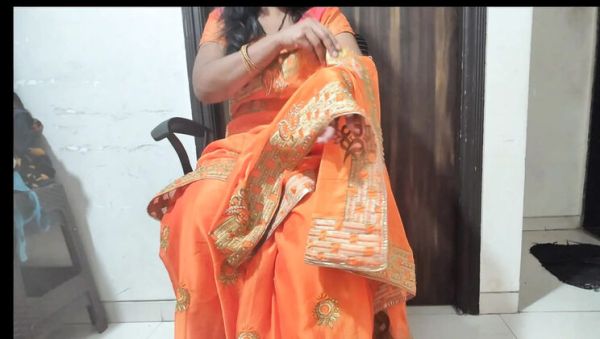 Desi Bhabhi Hardcore Sex With Devar - Big Tits Indian Aunty Doggy Style Creampie - veryfreeporn.com - India on systemporn.com