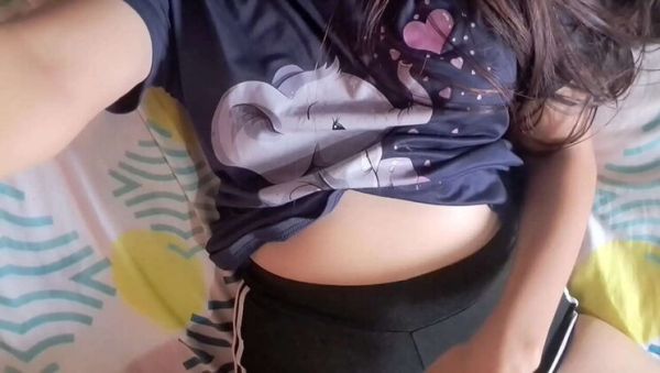 Colombian amateur Yuliethgomez1 solo play with big natural tits and huge ass in homemade bed video - porntry.com - Colombia on systemporn.com