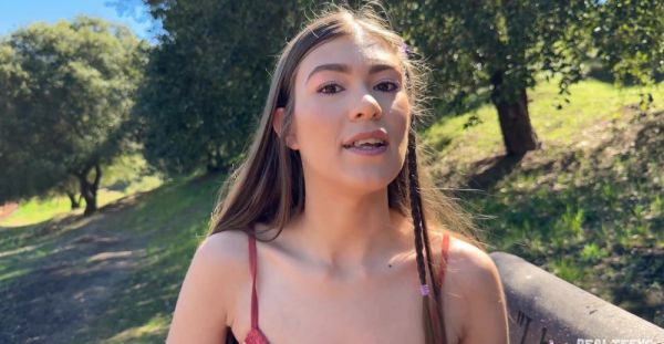 Teeny Donnie & svelte Ali in a steamy motel hookup - alphaporno.com on systemporn.com