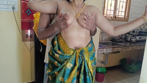 Inba Hot Indian Aunty Homemade Blowjob Romance - Married Maid Teacher Roleplay - veryfreeporn.com - India on systemporn.com