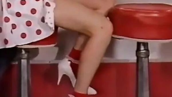 Open Pussies in Closed Shop - Double Penetration Threesome with BBC - veryfreeporn.com - Germany on systemporn.com