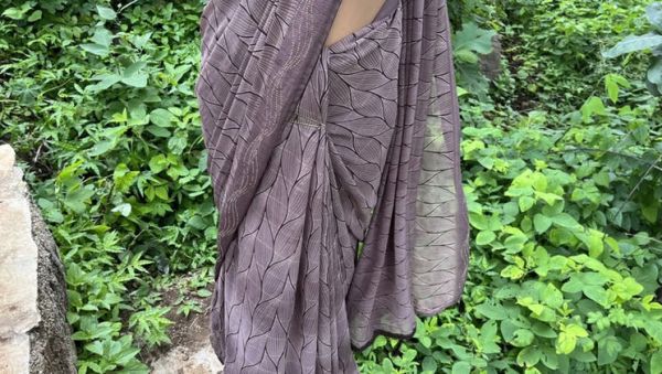 Desi Bhabhi with Big Natural Tits Fucked by Devar in Jungle Outdoor Sex - veryfreeporn.com - India on systemporn.com