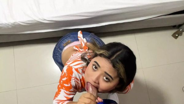 Yohamedi Stepsister Deep Throat Blowjob - Big Cock Cumshot in Mouth Swallow - veryfreeporn.com - Colombia on systemporn.com