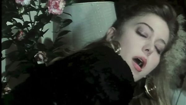80s 90s Diva Orgy - Vintage Gangbang with Anal & Blowjob - porntry.com - Italy on systemporn.com