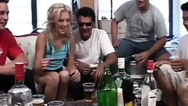 Petite Blonde Juliana Kincaid Takes Double Penetration Threesome Anal & Cum in Mouth - xxxfiles.com - Britain on systemporn.com