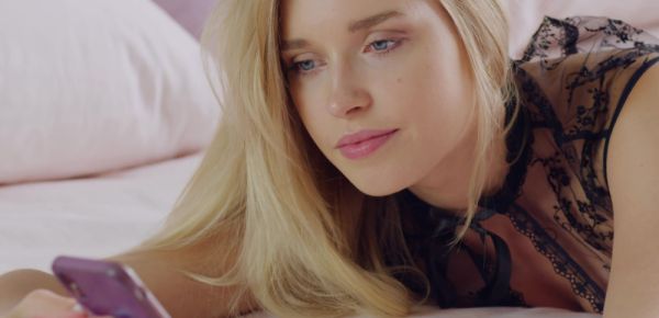 Freya Mayer on Kinky couple fucked sexy big ass teen. This milf just wants to suck some cock. - inxxx.com on systemporn.com