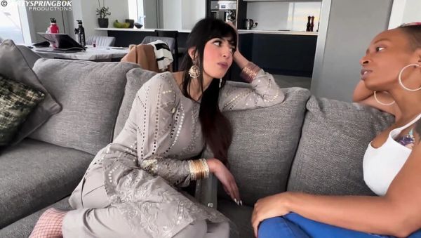Lola Marie and Aaliyah Yasin: Muslim Wife Cheats on Husband with a Hot Black Girl - xxxfiles.com on systemporn.com