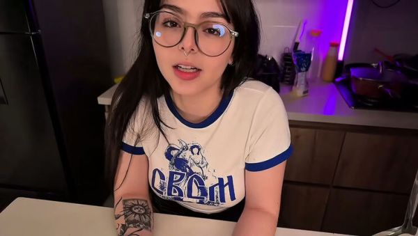 Fucking My Hot Stepsister While My Girlfriend Is Away - veryfreeporn.com on systemporn.com