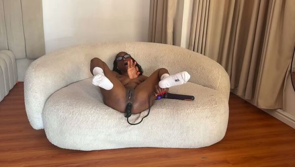 Spicyperry shows off her anal prolapse - porntry.com on systemporn.com
