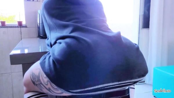 Big Booty Teen Gets Creampie - Tight Pussy Filled with Cum - veryfreeporn.com on systemporn.com