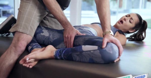 Lily and Romeo's wild ride in yoga pants - alphaporno.com on systemporn.com