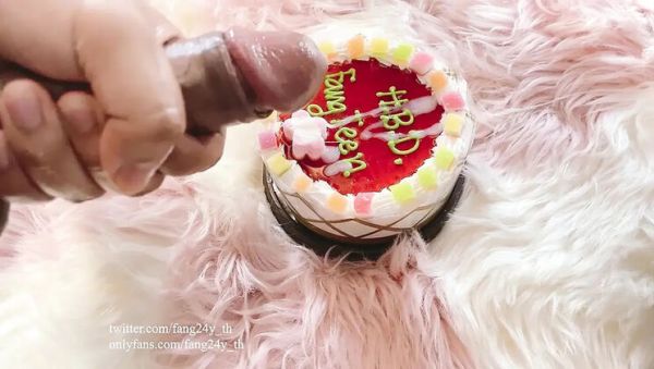 Thai Teen Surprise Birthday Sex - FangTeen Gets a Creampie POV - xxxfiles.com - Thailand on systemporn.com