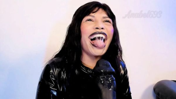 Anabel693 Sloppy Deep Throat & Mouth Cum Explosion with Huge 20 Inch Toy - xxxfiles.com on systemporn.com