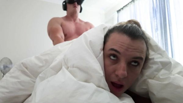 Stepdad VR Fuck Accident - Creampies Stepdaughter Stacey Reid Thinking She's Sex Doll - veryfreeporn.com - Britain - Usa - South Africa on systemporn.com