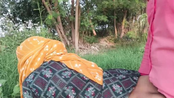 Desi Indian Village Girl Hard Fucked Outdoor in Forest - Anal Blowjob Doggy Style - porntry.com - India on systemporn.com