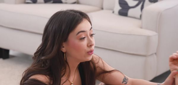 Chloe Surreal - Curves - inxxx.com on systemporn.com