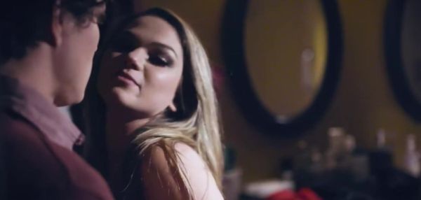 Stepsis has her eyes set on her stepbro - inxxx.com on systemporn.com