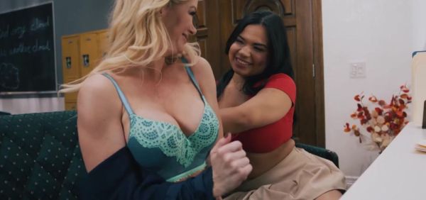 Milf Serene Siren Fucks Summer Col - inxxx.com on systemporn.com