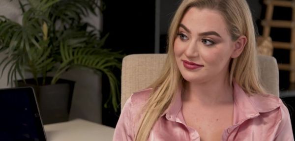 Trimmed Blonde Reporter Tits Get Cum Covered For A Cover! - theyarehuge.com on systemporn.com