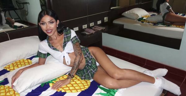 Thai college babe in a miniskirt gets an oily rubdown before giving an unforgettable BJ - alphaporno.com - Thailand on systemporn.com