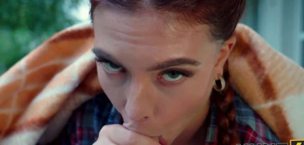 HUNT4K. Her perfect ass was made for public cheating - inxxx.com on systemporn.com