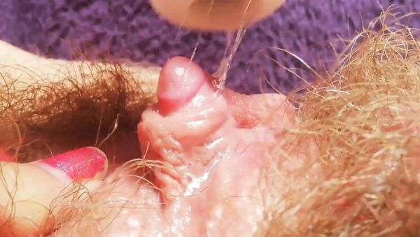Extreme Close-Up Big Clit Orgasm: Rough Vibrator On Huge Clitoris - xxxfiles.com - Britain on systemporn.com