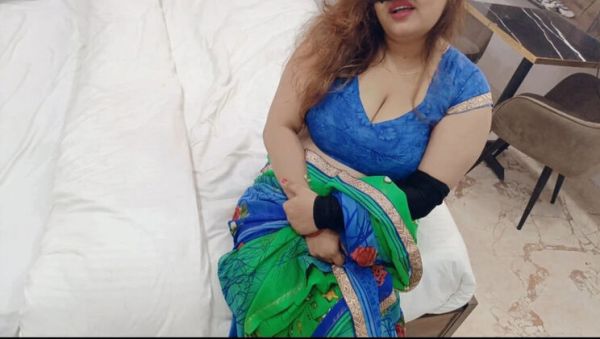 Wife Ke Nahate Time Husband Ne Chudakkad Sali Ko Pehli Bar Choda - xxxfiles.com - India on systemporn.com