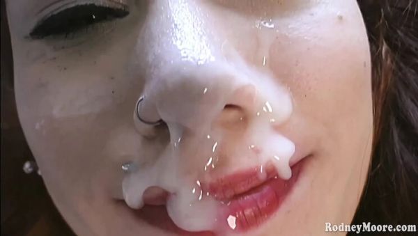 Retro Goth Cutie's Homemade Spider Blowjob And Facial - xxxfiles.com - Britain on systemporn.com